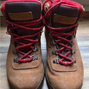 Columbia Brown and Red Lace Up Boots